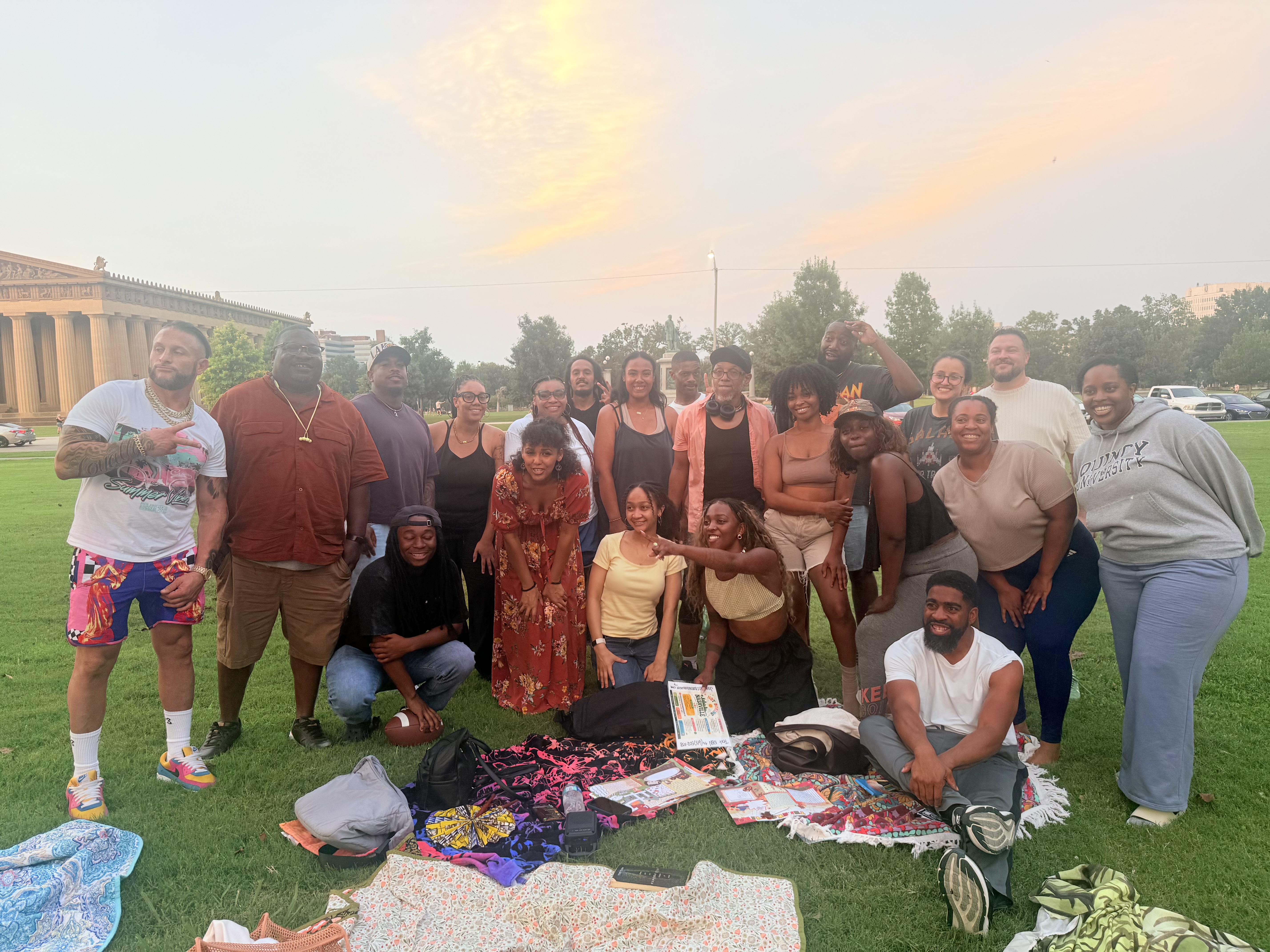 Touch Grass Sunday: Under the Stars — photo 4