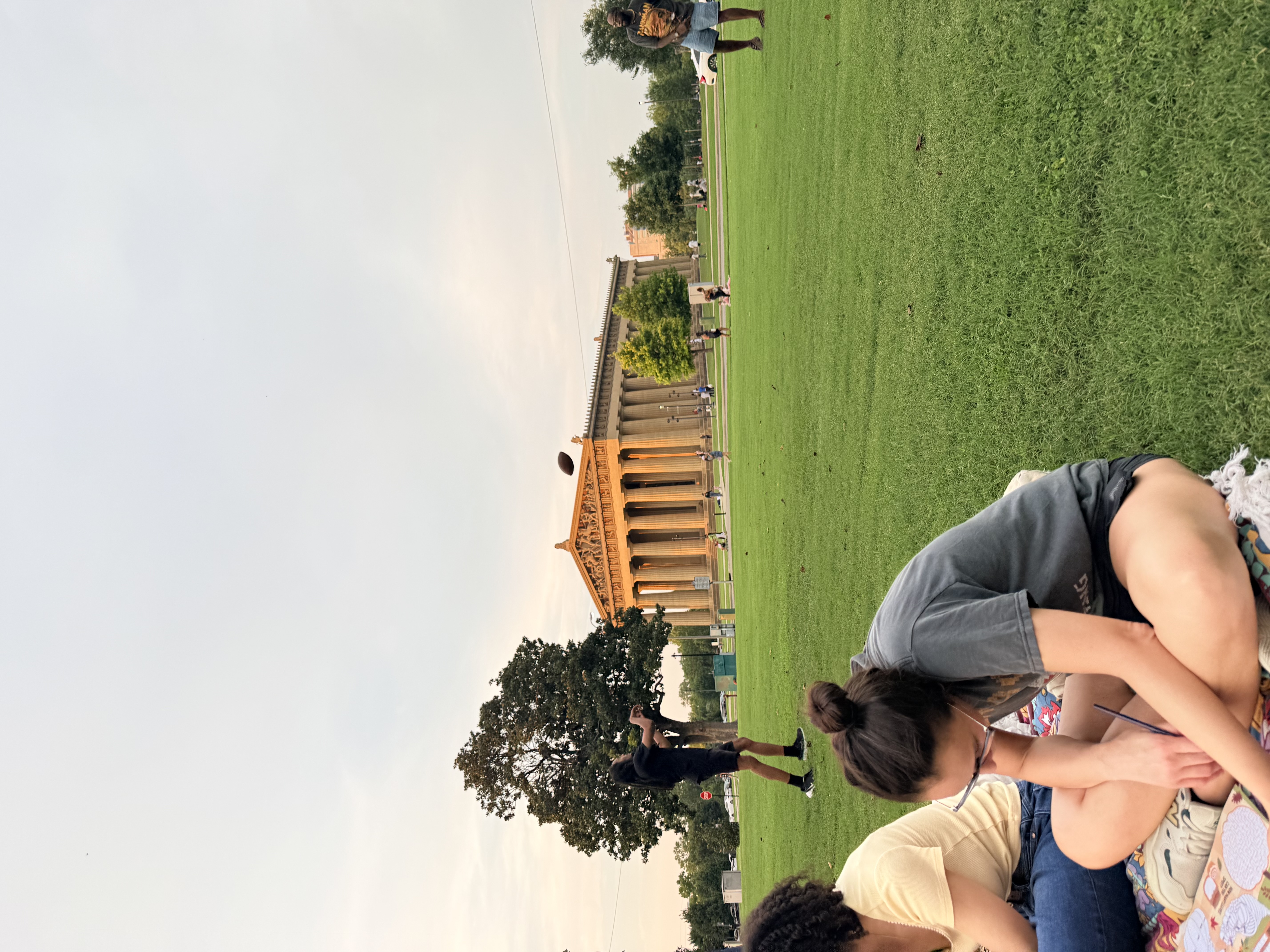 Touch Grass Sunday: Under the Stars — photo 5